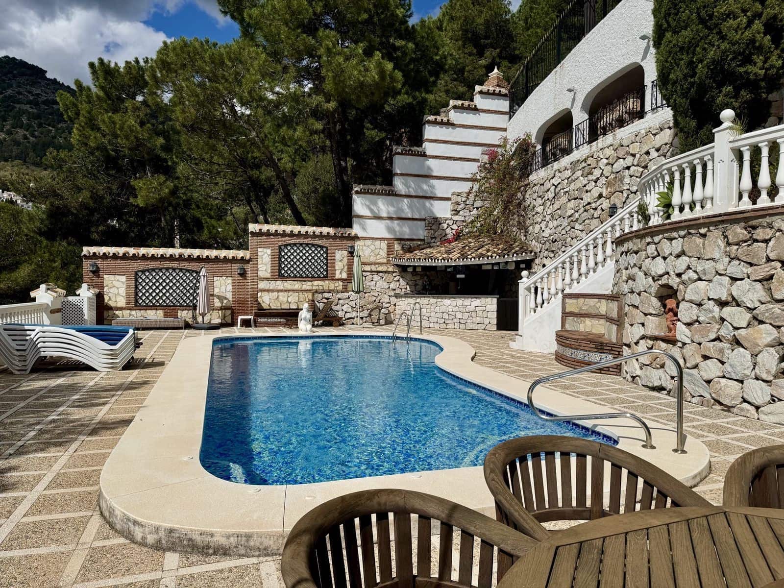 Chalet de 6 habitaciones en Mijas en venta con piscina garaje - 1.450.000 € (Ref: 8884070)