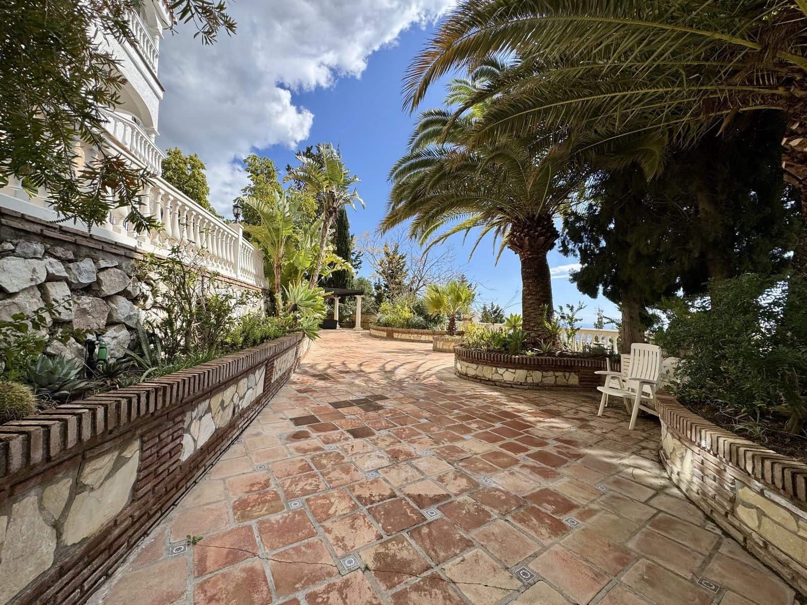 Chalet de 6 habitaciones en Mijas en venta con piscina garaje - 1.450.000 € (Ref: 8884070)