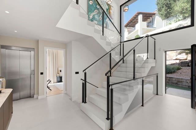 5 sovrum Villa till salu i El Paraiso, Estepona med pool garage - 3 390 000 € (Ref: 8887826)