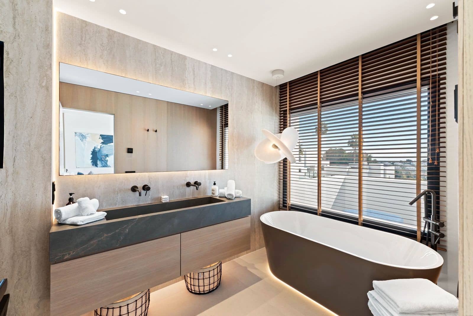 Chalet de 5 habitaciones en El Paraiso en venta con piscina garaje - 3.390.000 € (Ref: 8887826)