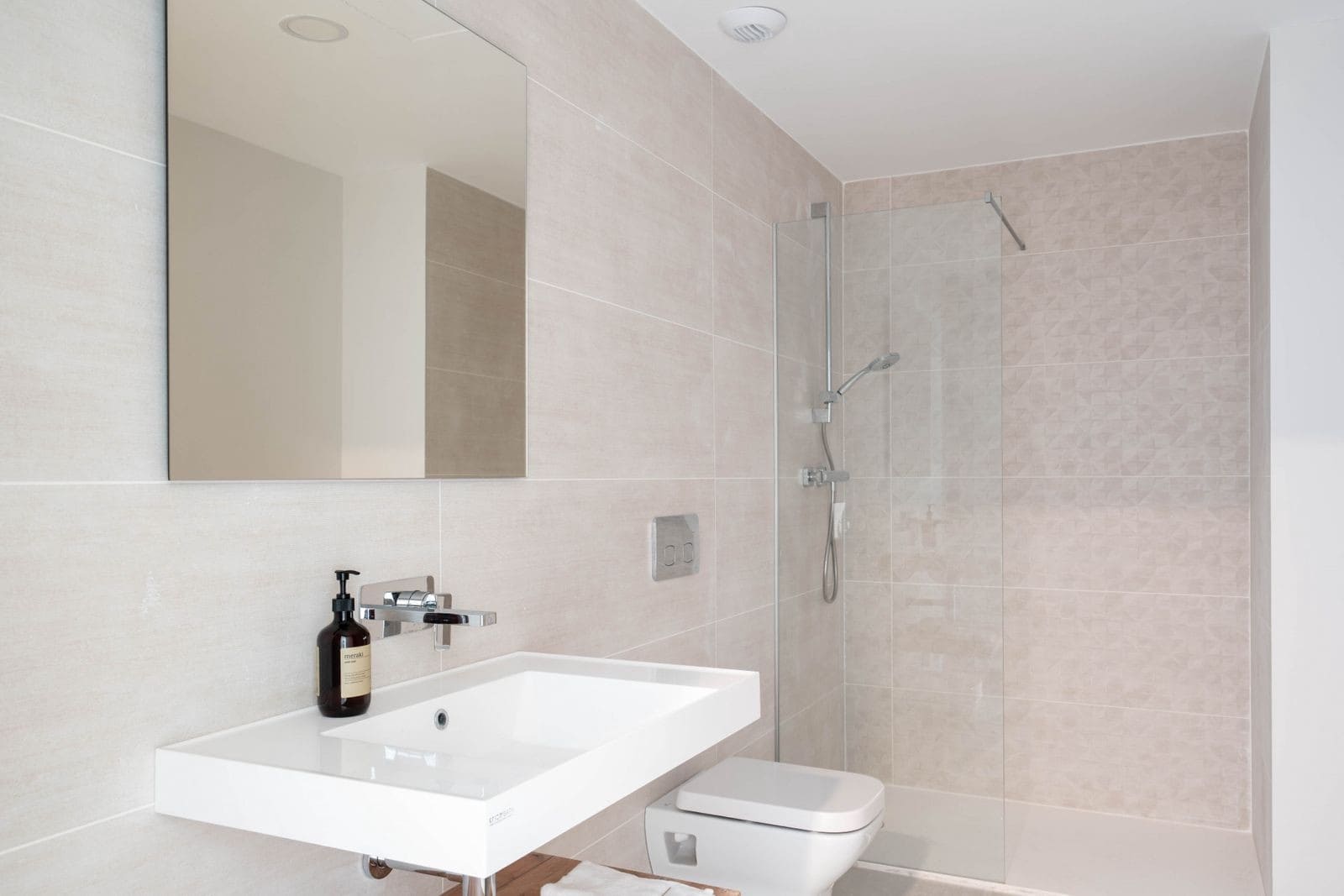 3 soveværelse Byhus til salg i El Chaparral med swimmingpool garage - € 850.000 (Ref: 8887828)