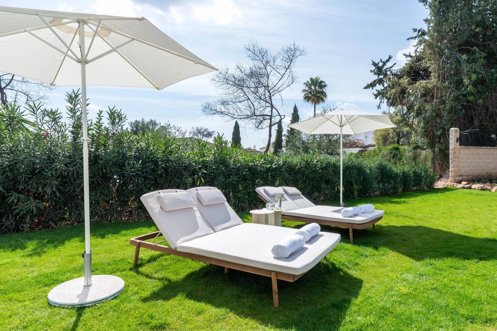 4 bedroom Villa for sale in Nueva Andalucia with pool garage - € 2,950,000 (Ref: 8902084)