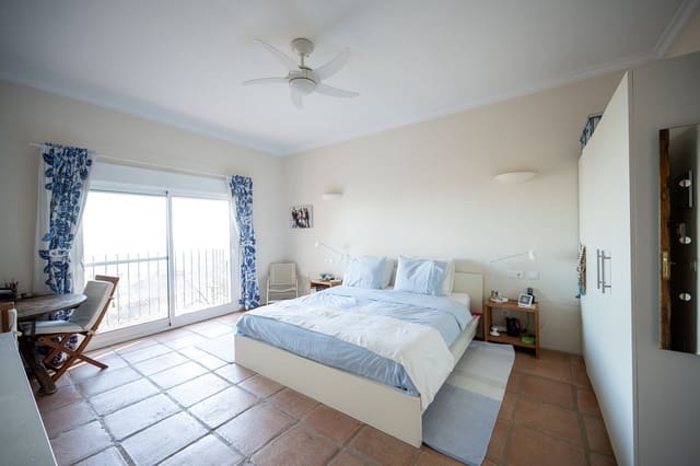 5 soverom Villa til salgs i Valtocado, Mijas med svømmebasseng garasje - € 950 000 (Ref: 8907407)