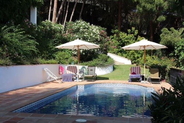 5 soverom Villa til salgs i Valtocado, Mijas med svømmebasseng garasje - € 950 000 (Ref: 8907407)