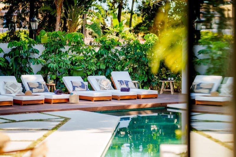 5 bedroom Villa for sale in Marbella with pool garage - € 3,800,000 (Ref: 8915324)