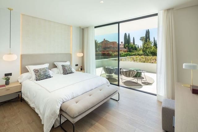 5 sypialnia Willa na sprzedaż w Nueva Andalucia, Marbella z basenem garażem - 5 995 000 € (Ref: 8915325)