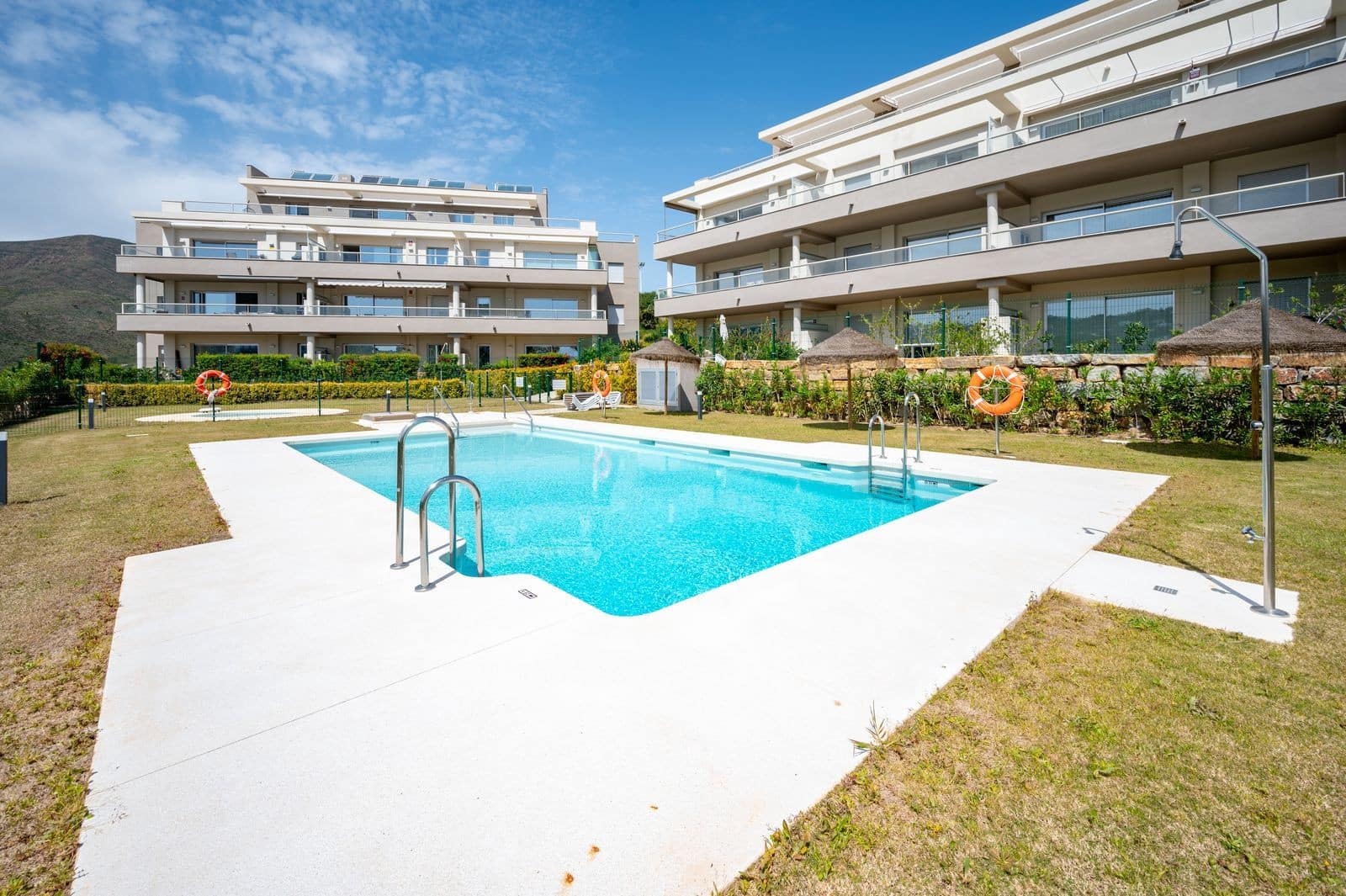 2 sypialnia Penthouse na sprzedaż w Mijas Costa z basenem - 649 000 € (Ref: 8918258)