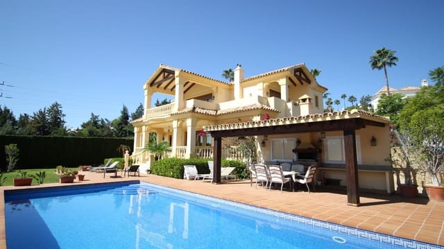 5 sypialnia Willa na sprzedaż w La Quinta, Benahavís z basenem garażem - 2 600 000 € (Ref: 8921424)