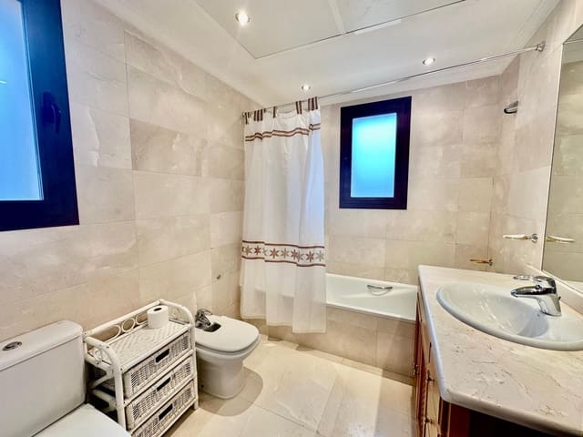 5 camera da letto Villa in vendita in La Quinta, Benahavís con piscina garage - 2.400.000 € (Rif: 8921424)