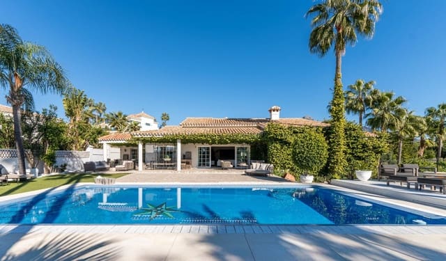 6 bedroom Villa for sale in Nueva Andalucia, Marbella with pool garage - € 4,500,000 (Ref: 8921427)
