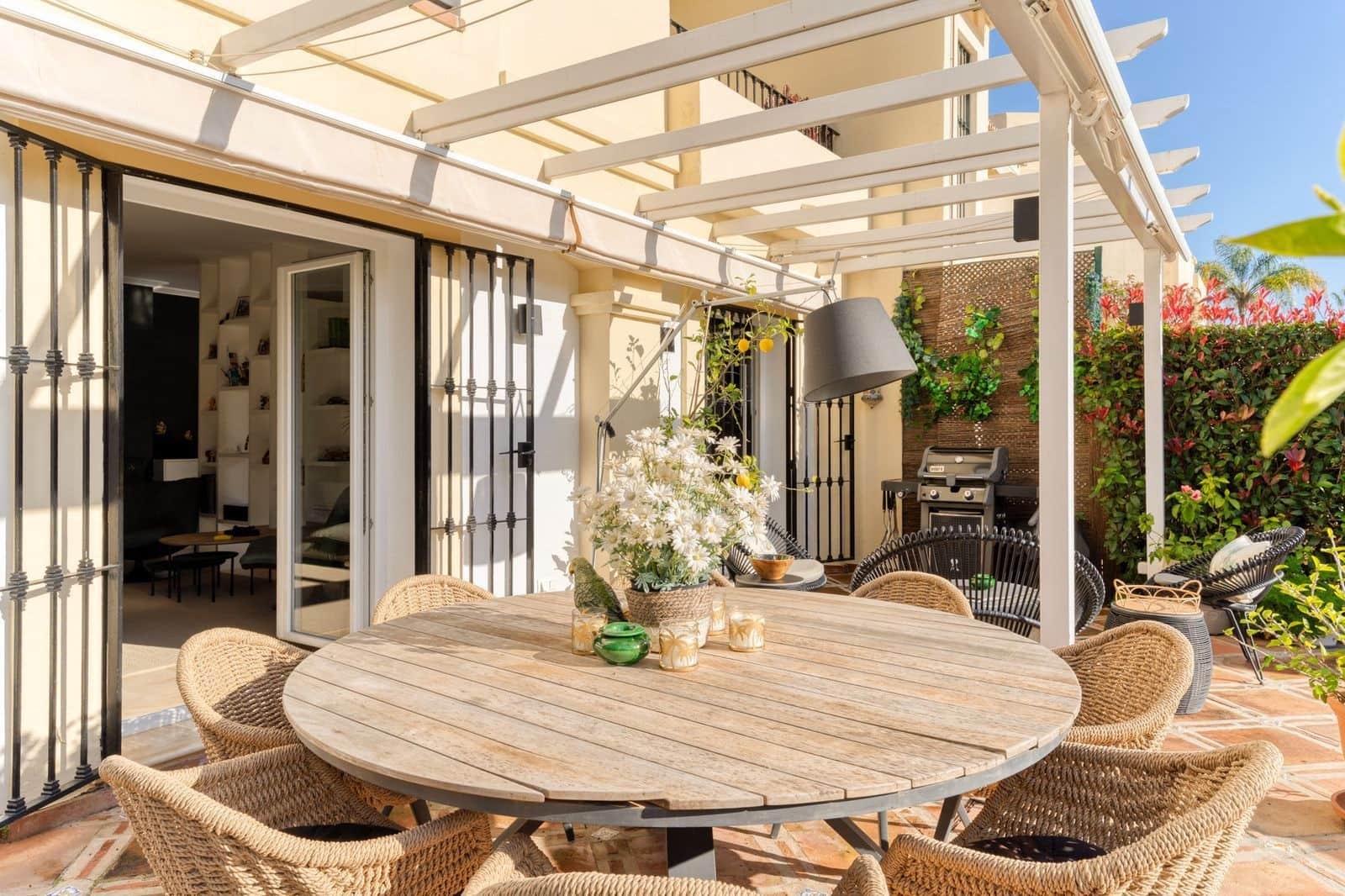 3 soveværelse Semi-Rækkehus til salg i La Quinta med swimmingpool garage - € 1.275.000 (Ref: 8926747)