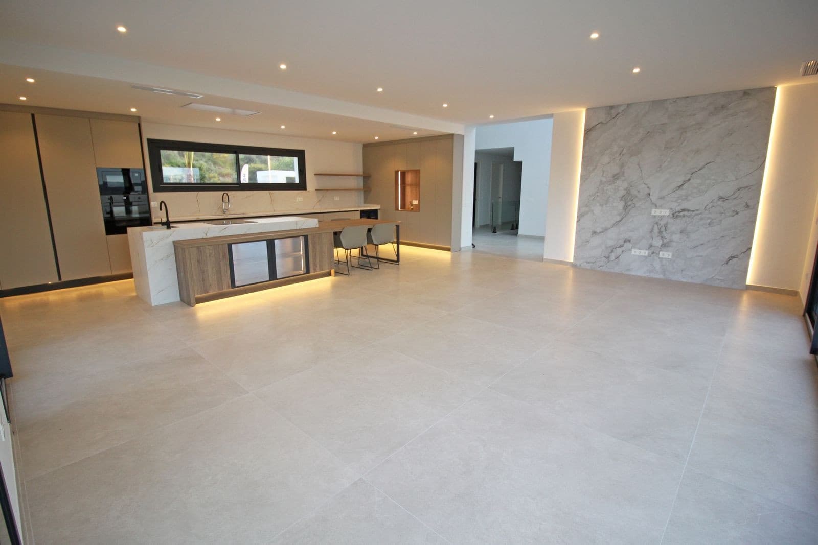 6 makuuhuone Huvila myytävänä paikassa Mijas Costa mukana uima-altaan 
autotalli - 2 295 000 € (Ref: 8926753)