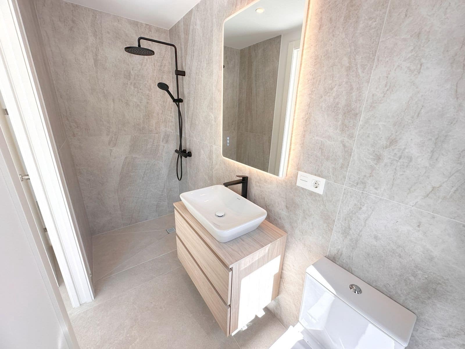 6 makuuhuone Huvila myytävänä paikassa Mijas Costa mukana uima-altaan 
autotalli - 2 295 000 € (Ref: 8926753)