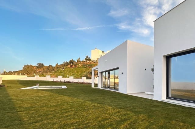 6 makuuhuone Huvila myytävänä paikassa Mijas Costa, Mijas mukana uima-altaan 
autotalli - 2 295 000 € (Ref: 8926753)