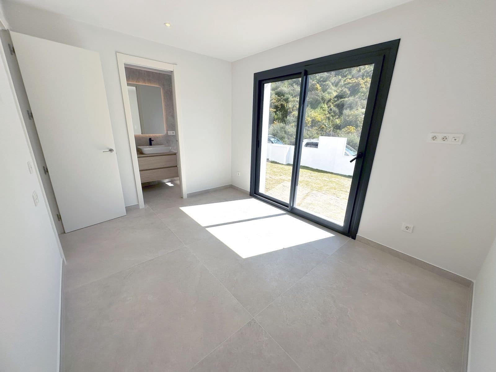 6 makuuhuone Huvila myytävänä paikassa Mijas Costa mukana uima-altaan 
autotalli - 2 295 000 € (Ref: 8926753)