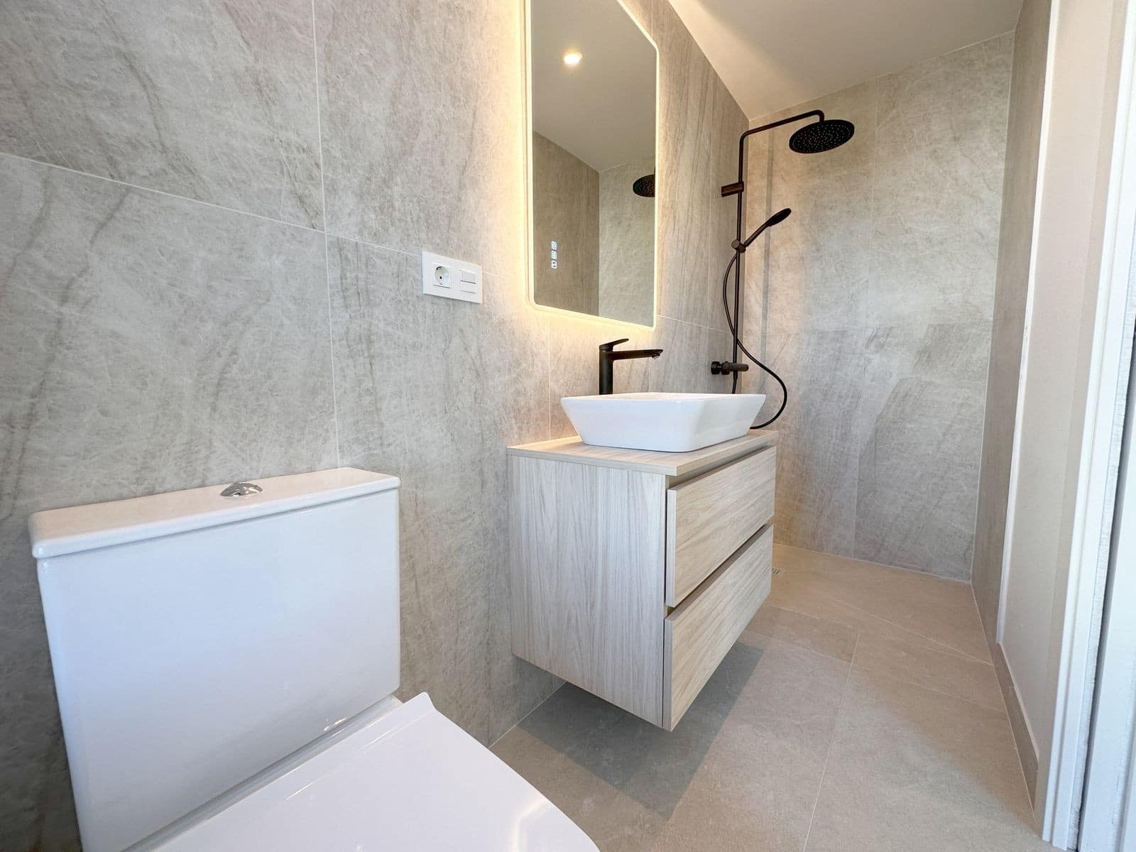 6 makuuhuone Huvila myytävänä paikassa Mijas Costa mukana uima-altaan 
autotalli - 2 295 000 € (Ref: 8926753)