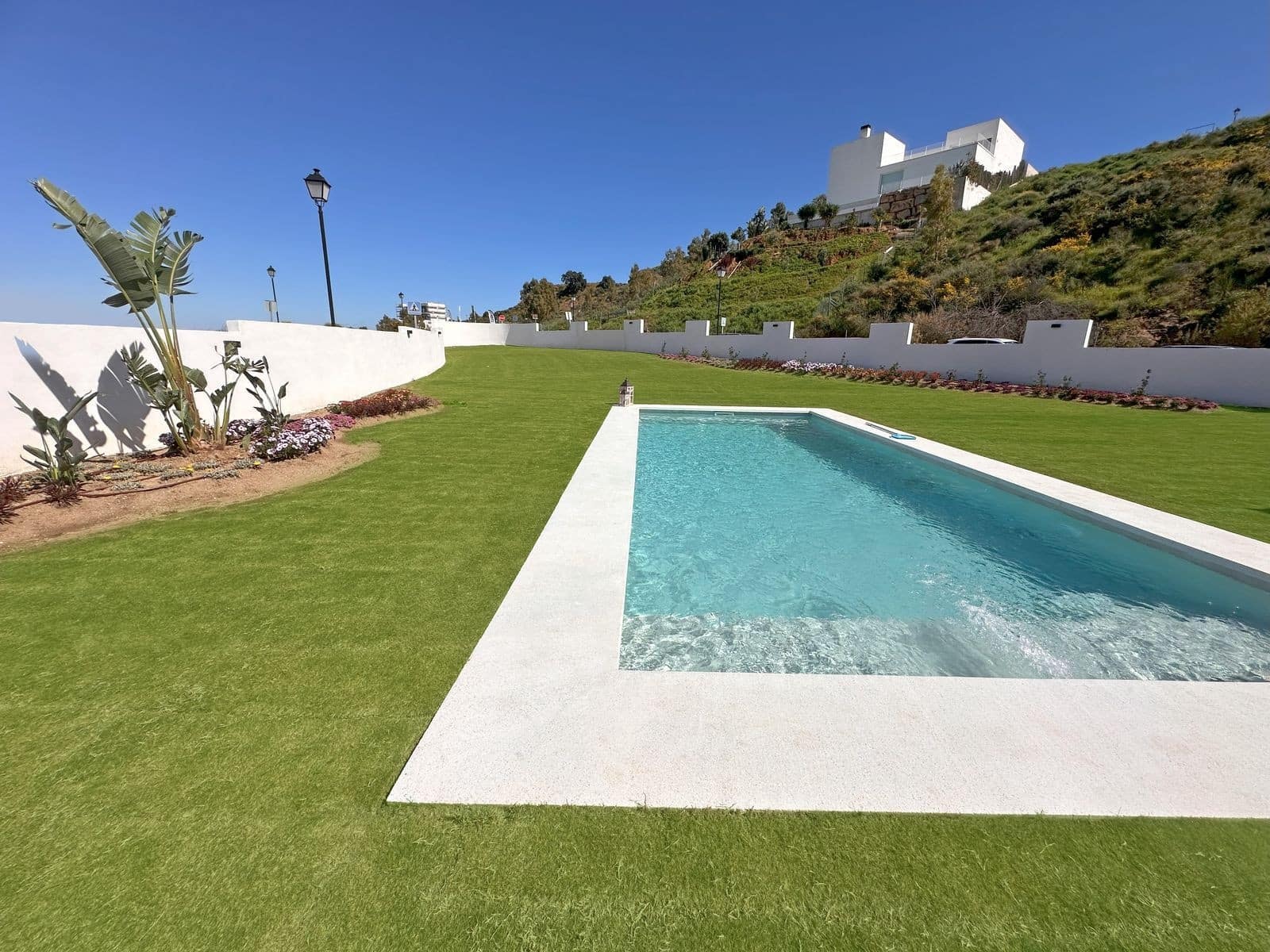 6 makuuhuone Huvila myytävänä paikassa Mijas Costa mukana uima-altaan 
autotalli - 2 295 000 € (Ref: 8926753)