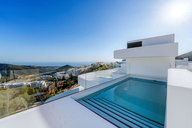 3 soveværelse Penthouse til salg i Ojen med swimmingpool garage - € 1.700.000 (Ref: 8932420)