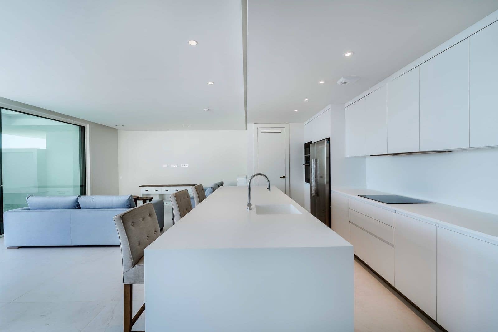 3 bedroom Penthouse for sale in Ojen with pool garage - € 1,700,000 (Ref: 8932420)