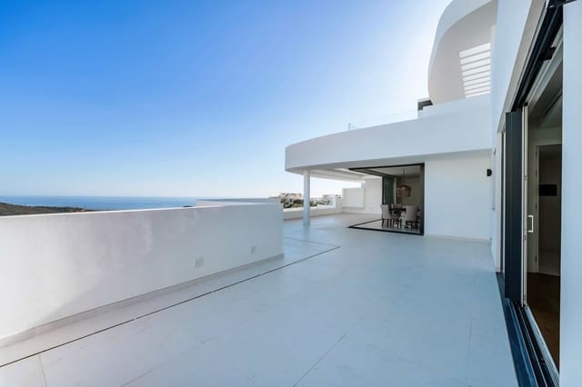 3 soveværelse Penthouse til salg i Ojen med swimmingpool garage - € 1.700.000 (Ref: 8932420)