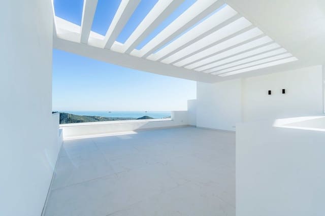 3 soveværelse Penthouse til salg i Ojen med swimmingpool garage - € 1.700.000 (Ref: 8932420)