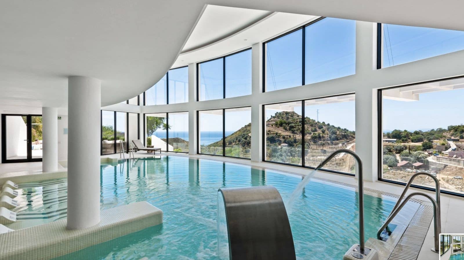 3 bedroom Penthouse for sale in Ojen with pool garage - € 1,700,000 (Ref: 8932420)