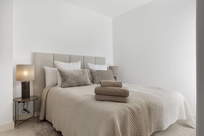 5 bedroom Villa for sale in Marbella with pool garage - € 3,295,000 (Ref: 8938794)