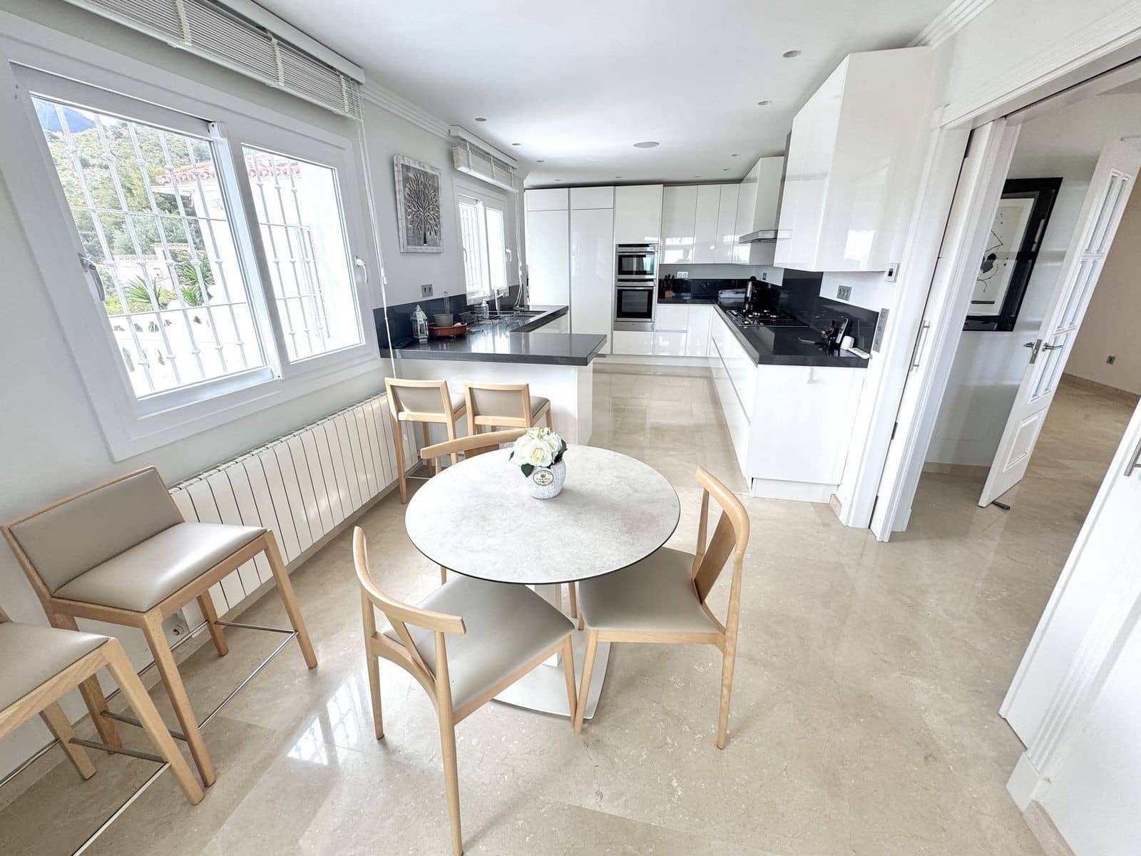 5 sypialnia Willa na sprzedaż w Benalmadena z basenem garażem - 1 495 000 € (Ref: 8941305)