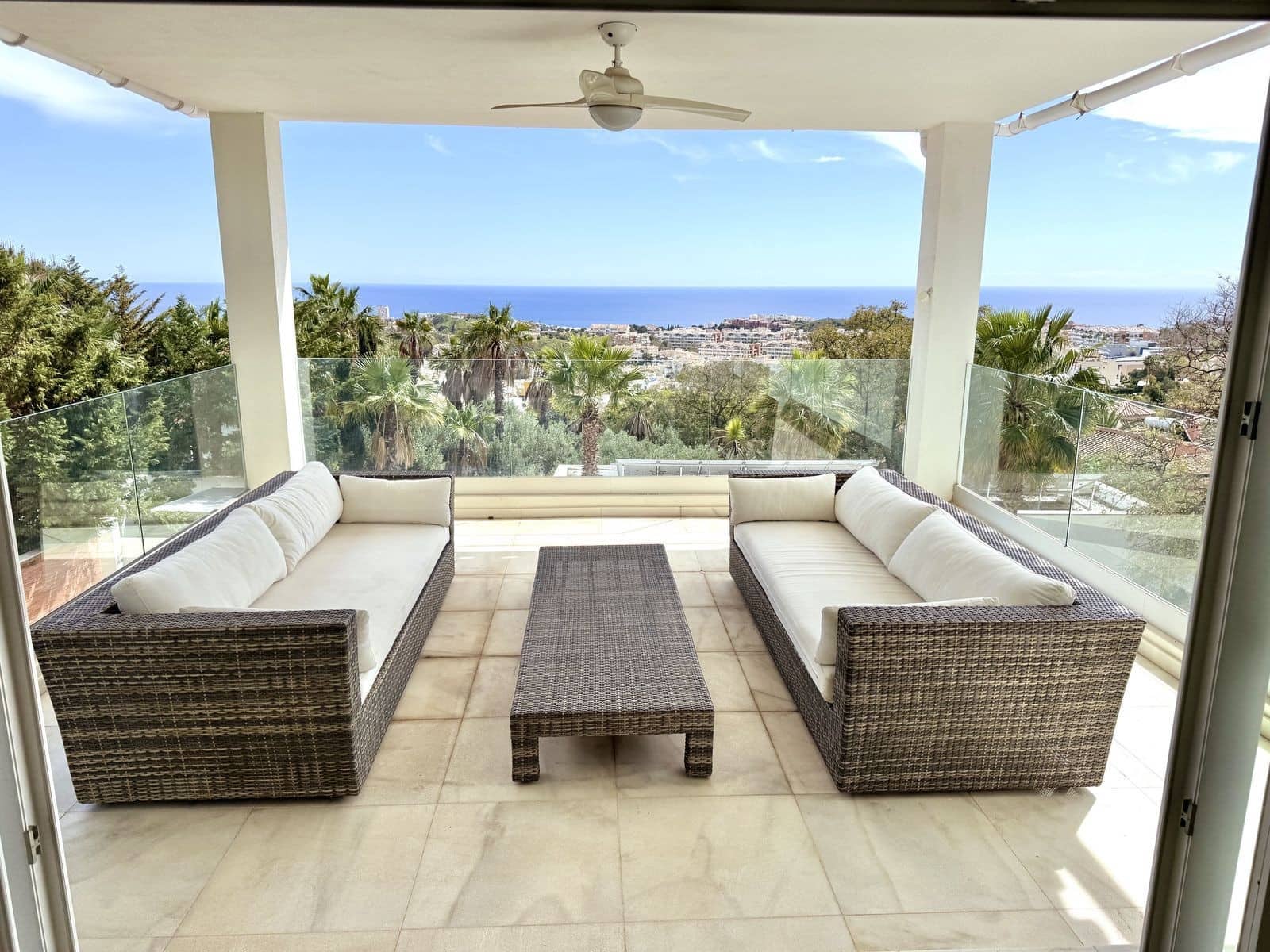 5 sypialnia Willa na sprzedaż w Benalmadena z basenem garażem - 1 495 000 € (Ref: 8941305)