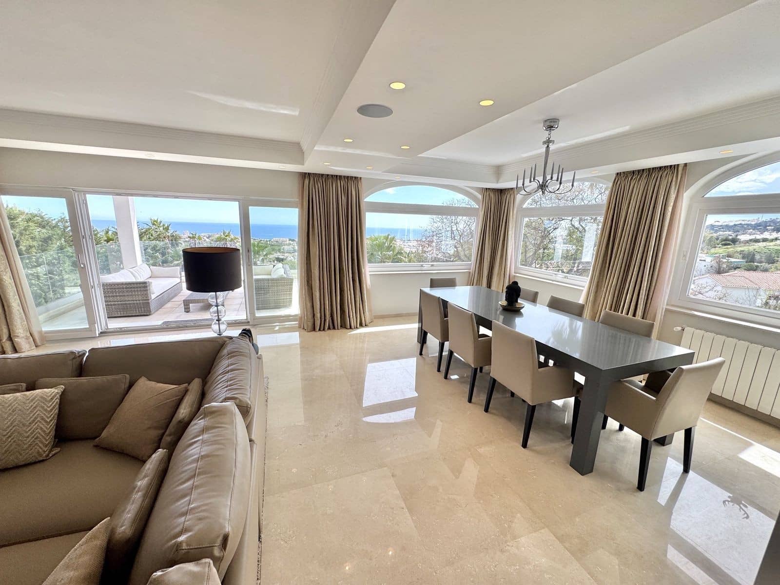 5 sypialnia Willa na sprzedaż w Benalmadena z basenem garażem - 1 495 000 € (Ref: 8941305)