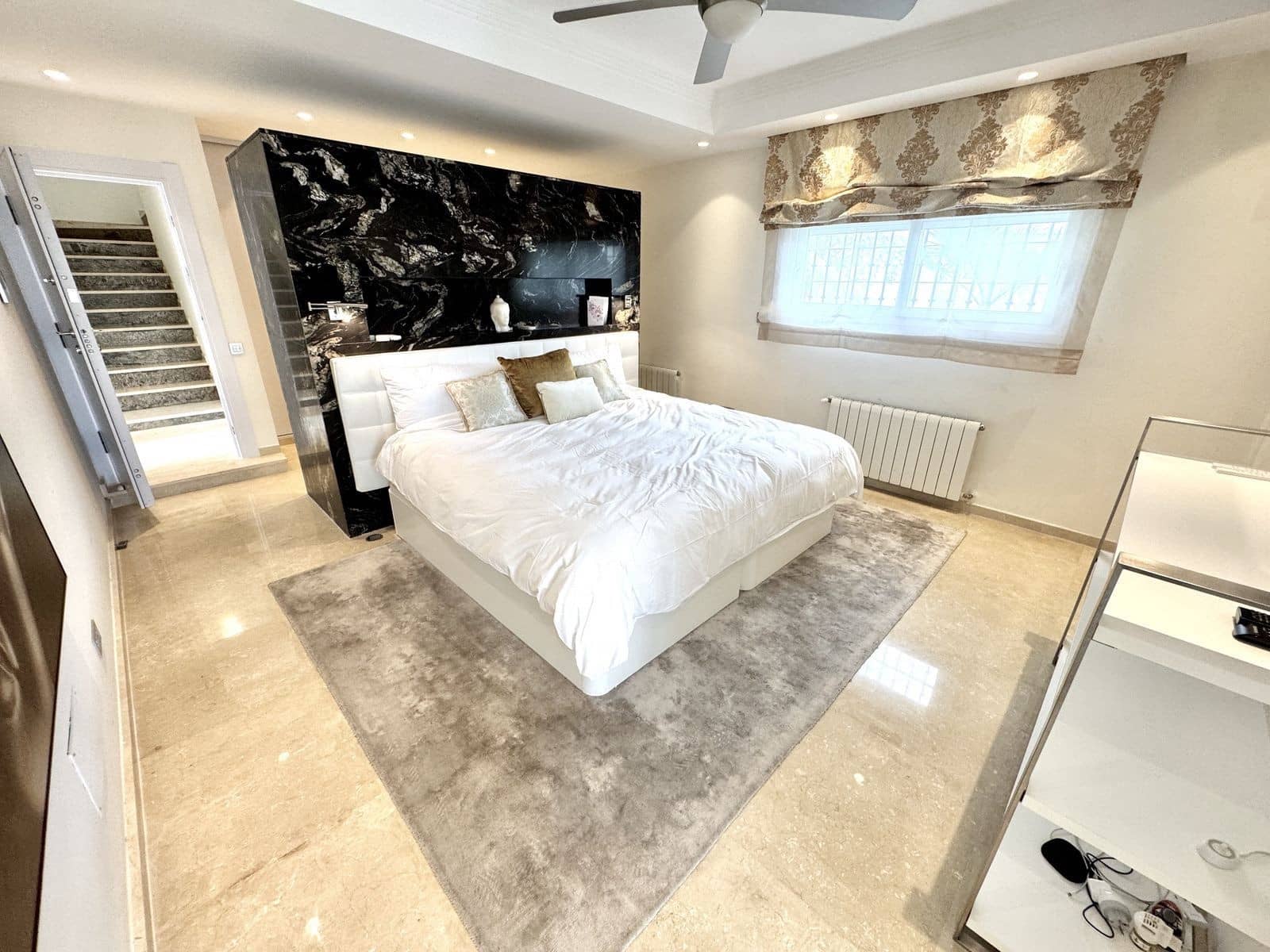 5 sypialnia Willa na sprzedaż w Benalmadena z basenem garażem - 1 495 000 € (Ref: 8941305)