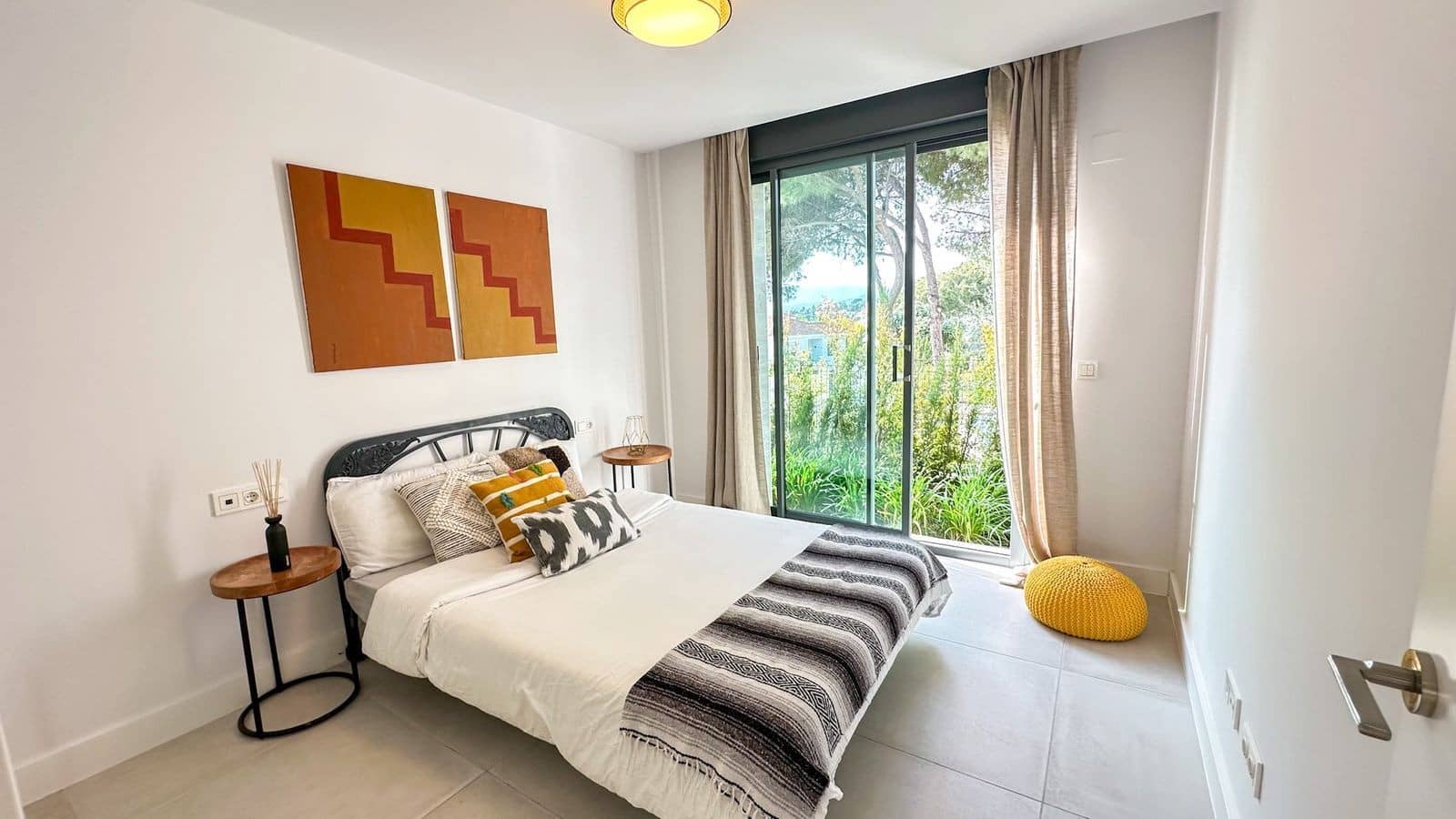 3 bedroom Apartment for sale in Marbella with pool garage - € 995,000 (Ref: 8941308)