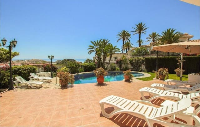 3 soverom Villa til salgs i Torremuelle, Benalmádena med svømmebasseng garasje - € 1 195 000 (Ref: 8946198)