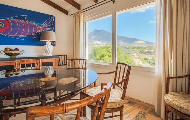 3 soverom Villa til salgs i Torremuelle, Benalmádena med svømmebasseng garasje - € 1 195 000 (Ref: 8946198)