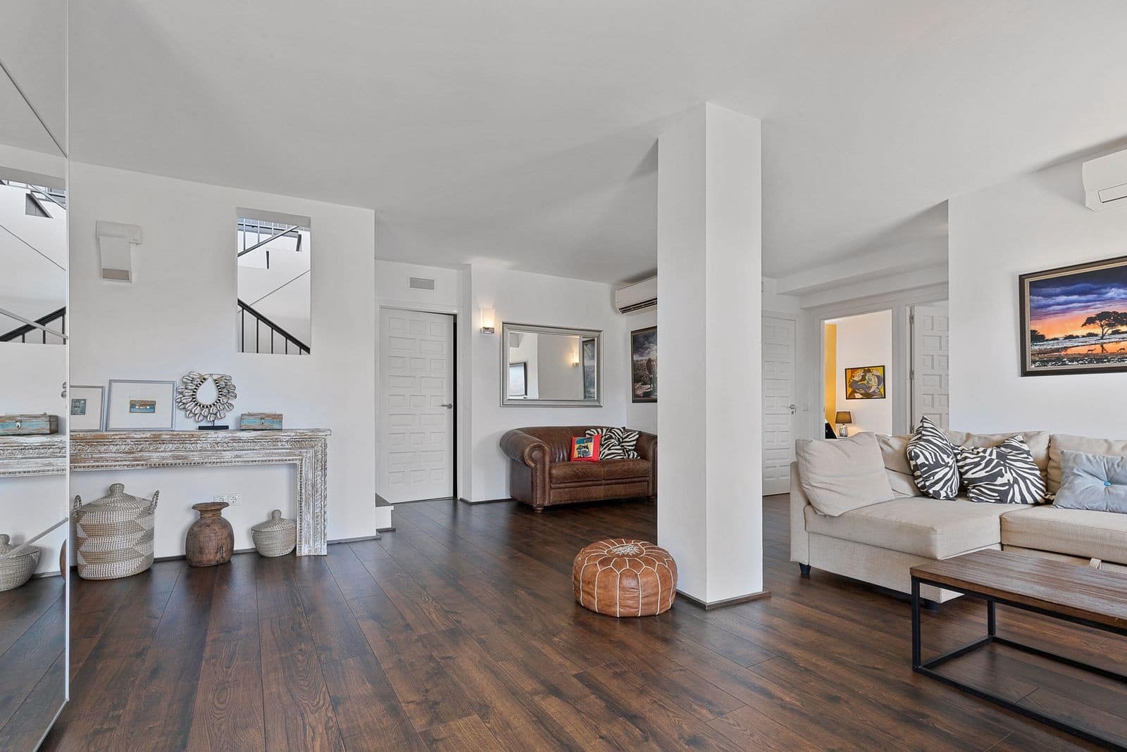 6 bedroom Villa for sale in Mijas Costa with pool garage - € 1,625,000 (Ref: 8946200)