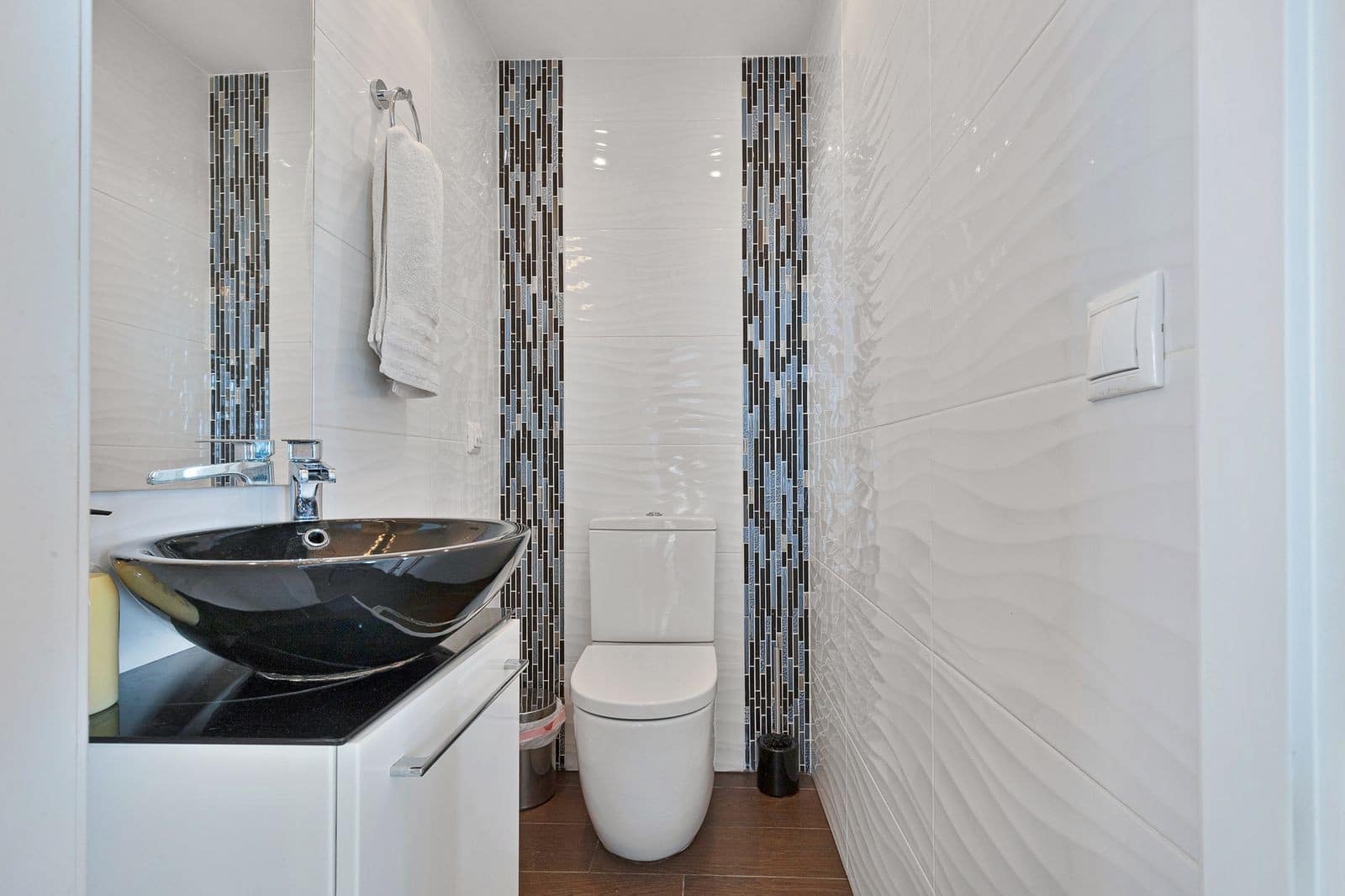 6 bedroom Villa for sale in Mijas Costa with pool garage - € 1,625,000 (Ref: 8946200)