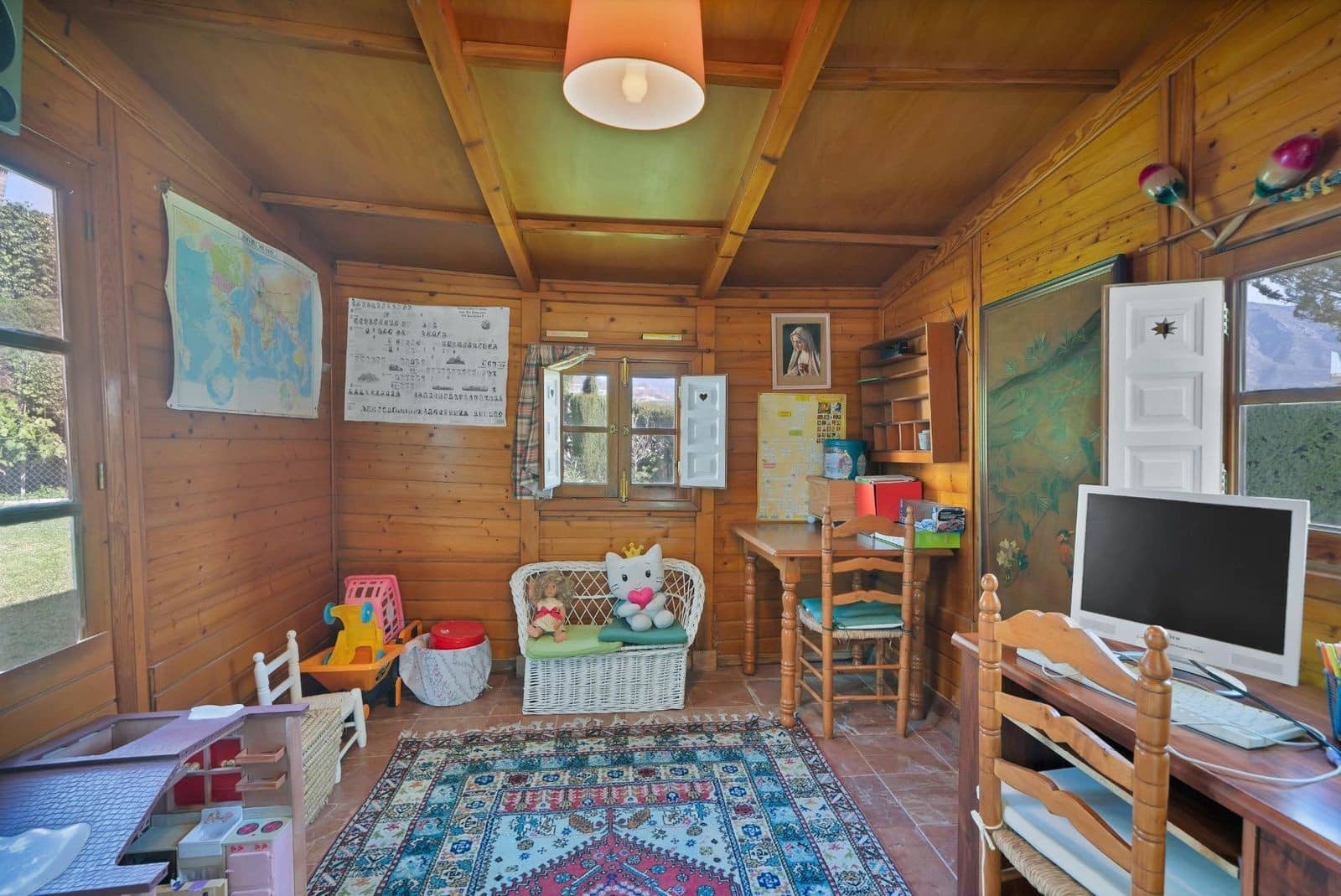 6 bedroom Villa for sale in Nueva Andalucia with pool garage - € 3,150,000 (Ref: 8950711)