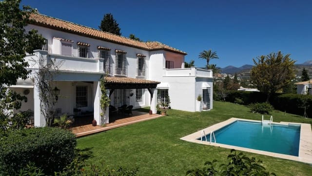 6 slaapkamer Villa te koop in Nueva Andalucia, Marbella met zwembad garage - € 2.950.000 (Ref: 8950711)