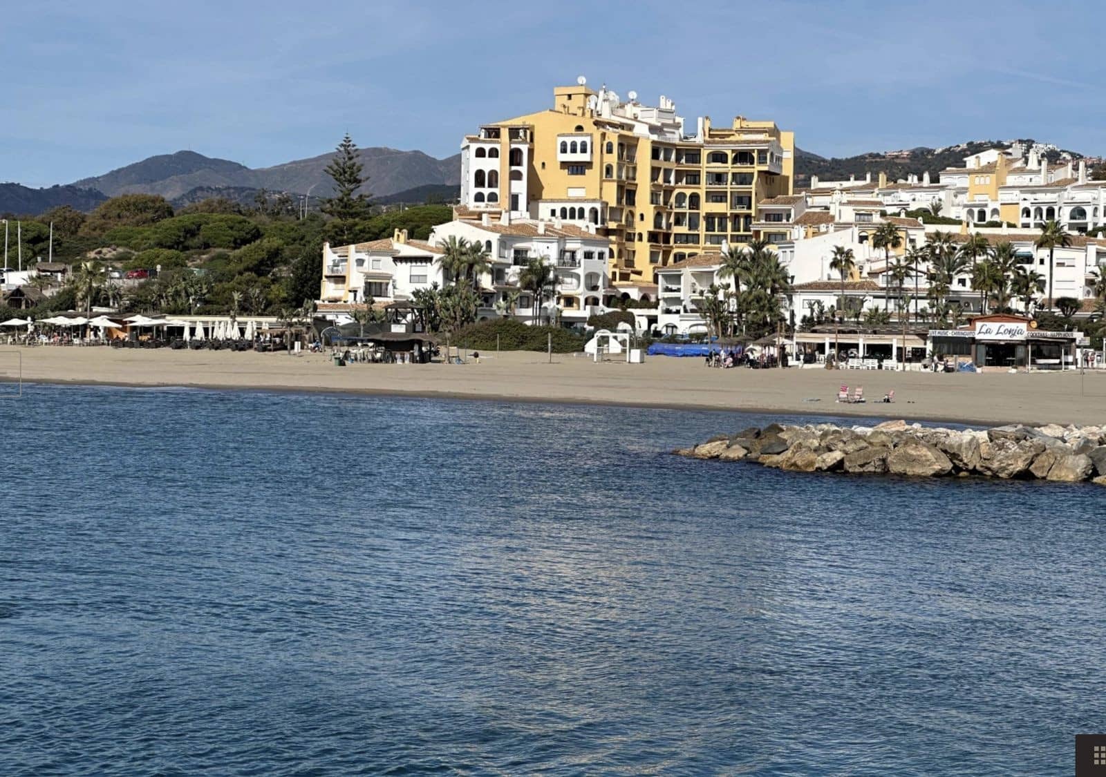 2 bedroom Penthouse for sale in Marbella with pool garage - € 798,000 (Ref: 8950714)