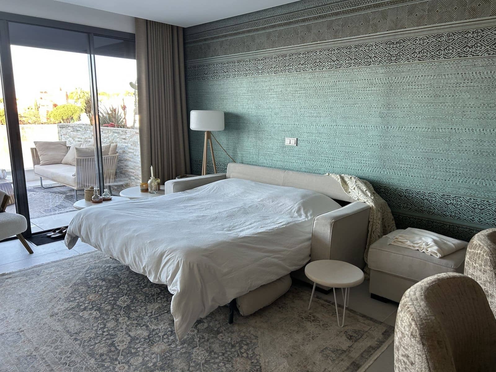 2 bedroom Penthouse for sale in Marbella with pool garage - € 798,000 (Ref: 8950714)