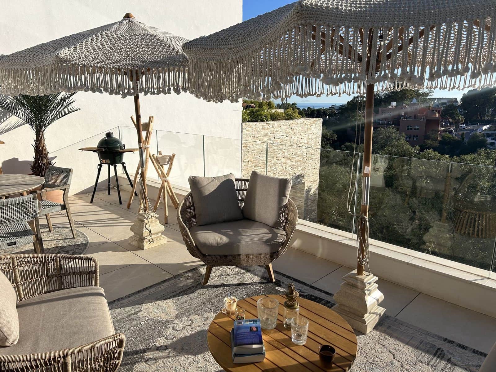 2 bedroom Penthouse for sale in Marbella with pool garage - € 798,000 (Ref: 8950714)