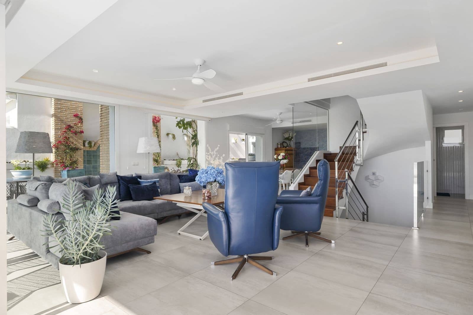 3 bedroom Villa for sale in Benalmadena with pool garage - € 1,200,000 (Ref: 8950715)