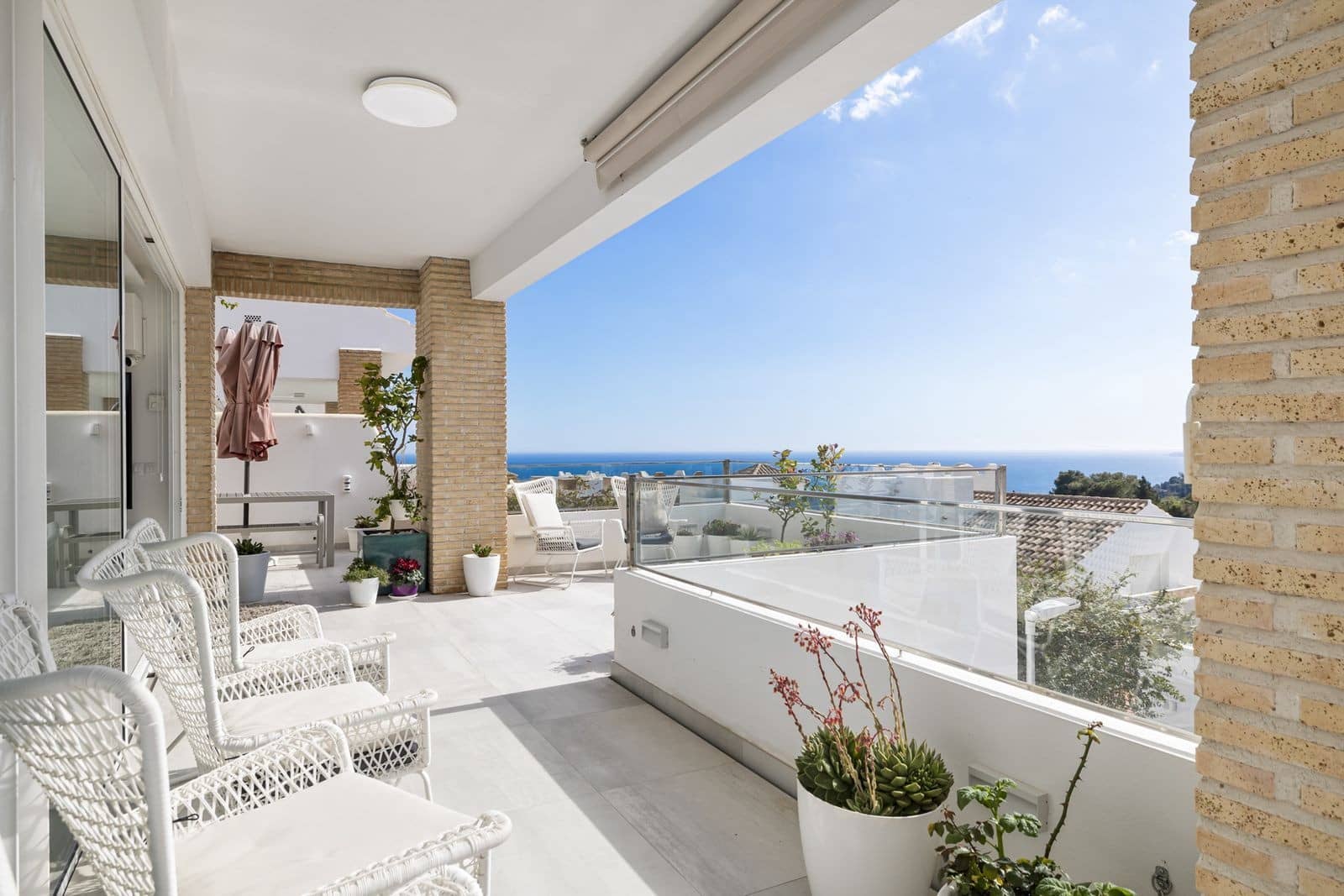 3 bedroom Villa for sale in Benalmadena with pool garage - € 1,200,000 (Ref: 8950715)