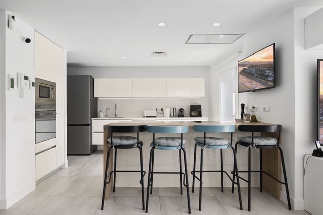 3 soveværelse Villa til salg i Benalmádena med swimmingpool garage - € 1.200.000 (Ref: 8950715)