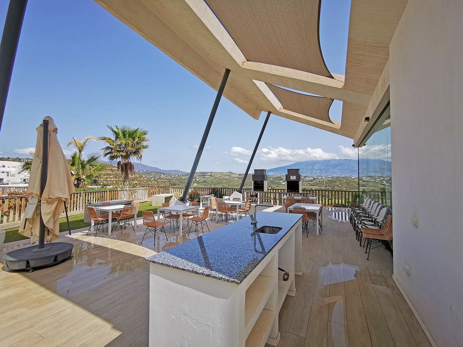 3 bedroom Apartment for sale in La Cala de Mijas with pool garage - € 525,000 (Ref: 8954299)