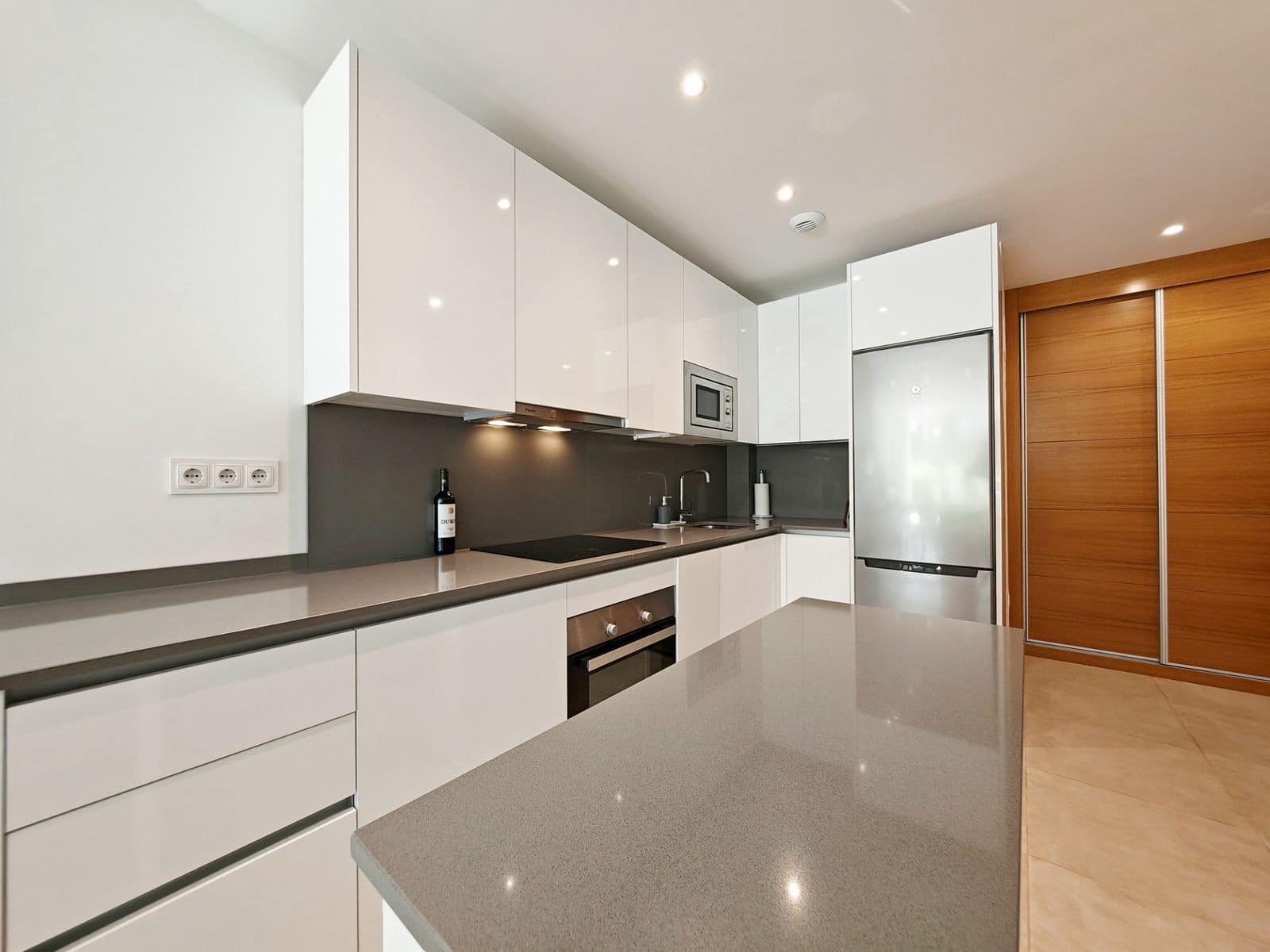 3 bedroom Apartment for sale in La Cala de Mijas with pool garage - € 525,000 (Ref: 8954299)