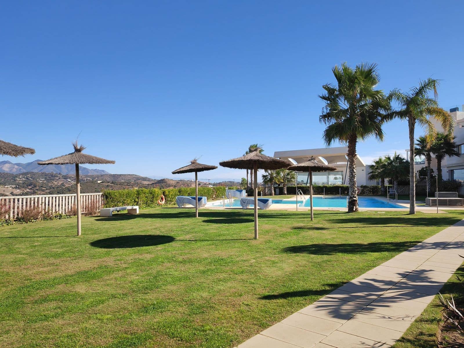 3 sovrum Lägenhet till salu i La Cala de Mijas med pool garage - 499 000 € (Ref: 8954299)