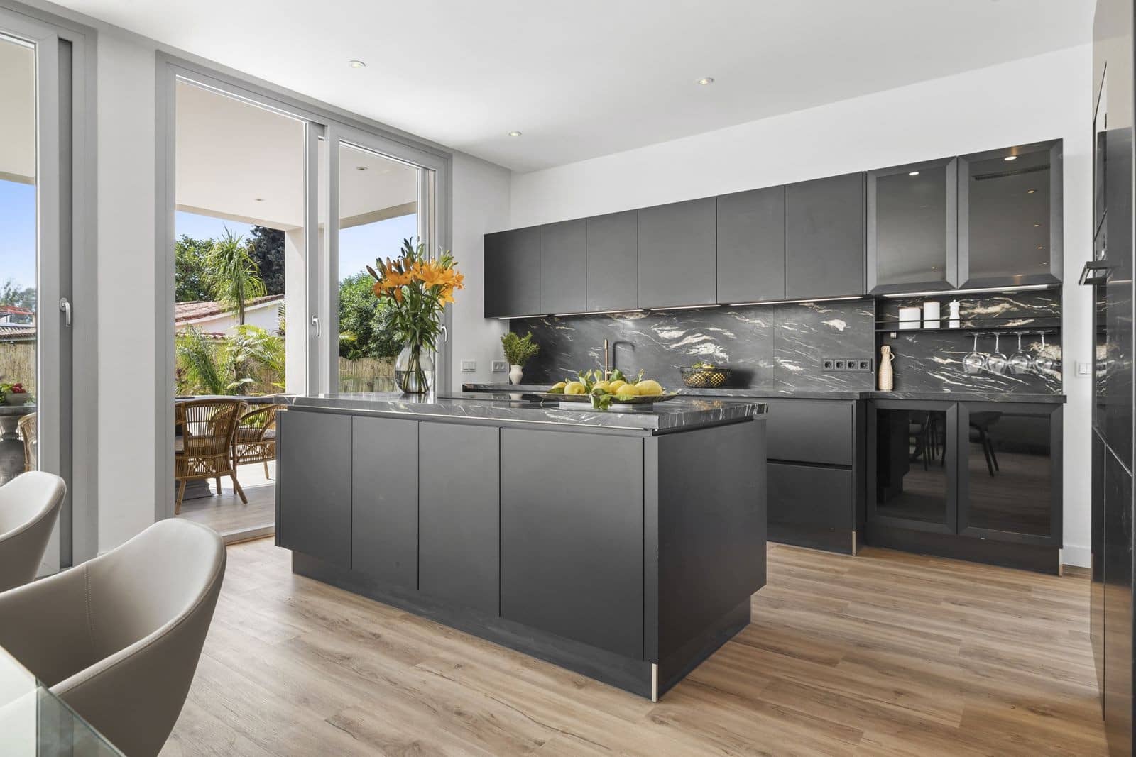 5 sypialnia Willa na sprzedaż w San Pedro de Alcantara z basenem garażem - 2 950 000 € (Ref: 8957208)