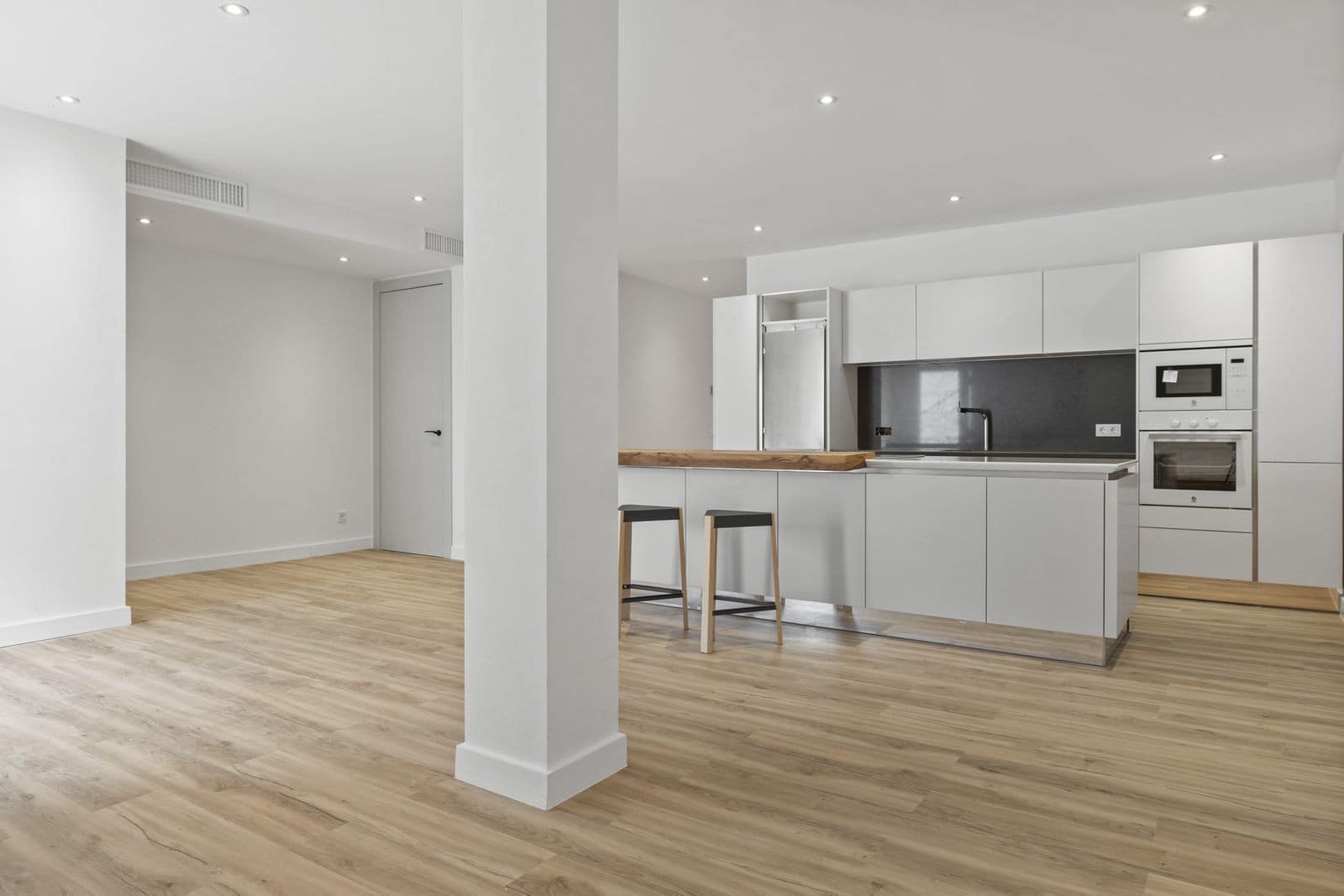 5 soverom Villa til salgs i San Pedro de Alcantara med svømmebasseng garasje - € 2 950 000 (Ref: 8957208)