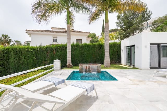 Chalet de 5 habitaciones en Nueva Andalucia, Marbella en venta con piscina garaje - 4.500.000 € (Ref: 8957210)
